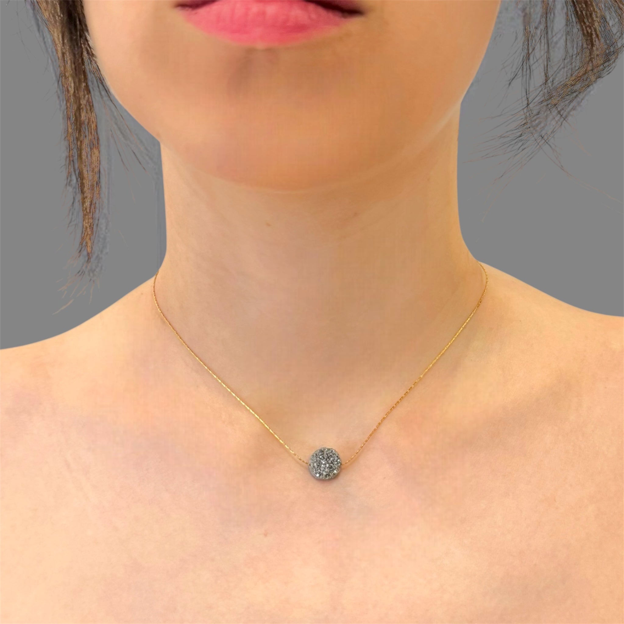Collana punto luce drusa agata grigio nera oro Sharifa Crystals